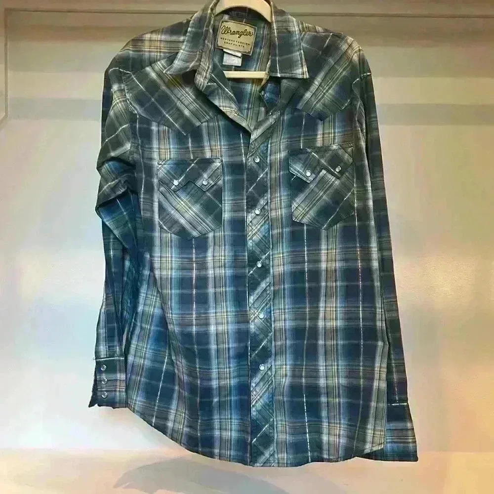 Men’s Vintage Wrangler Long Sleeve Blue Plaid Pearl Snap Shirt Size: Large - Picture 1 of 3